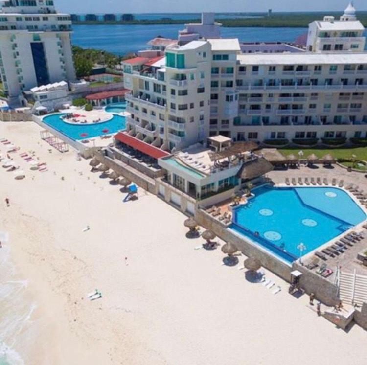 Cancun Beach Aparthotel Brisas Exteriér fotografie