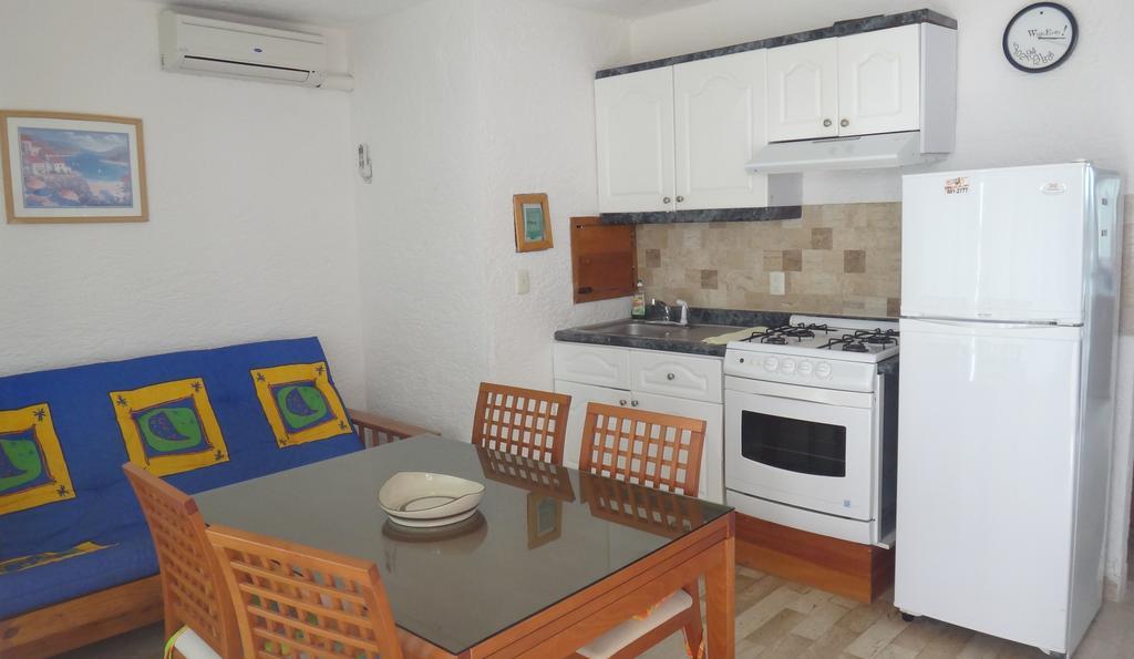Cancun Beach Aparthotel Brisas Pokoj fotografie
